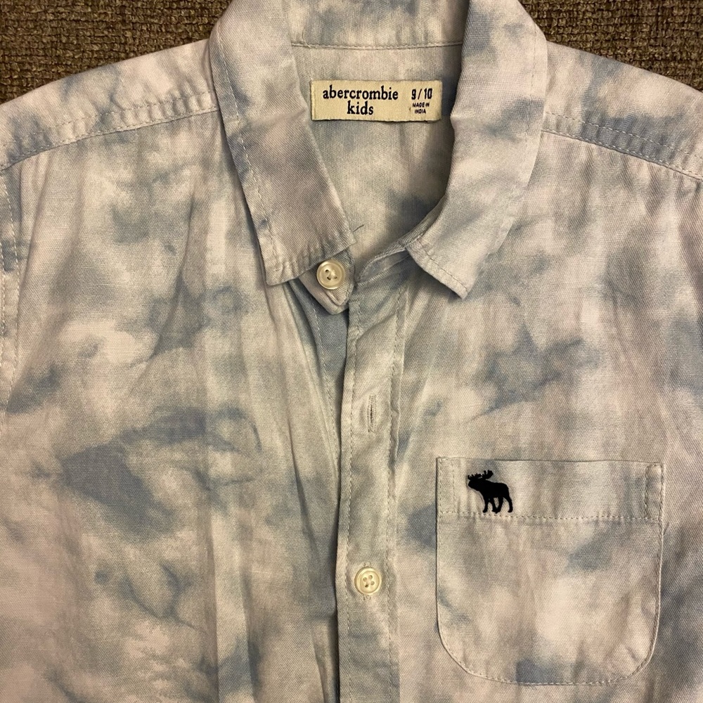 Abercrombie boys short sleeve button down